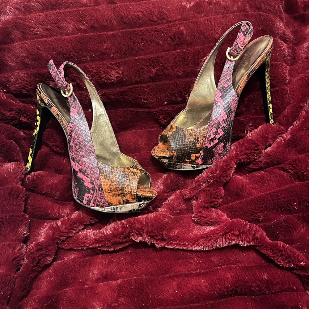 Peep toe heels
